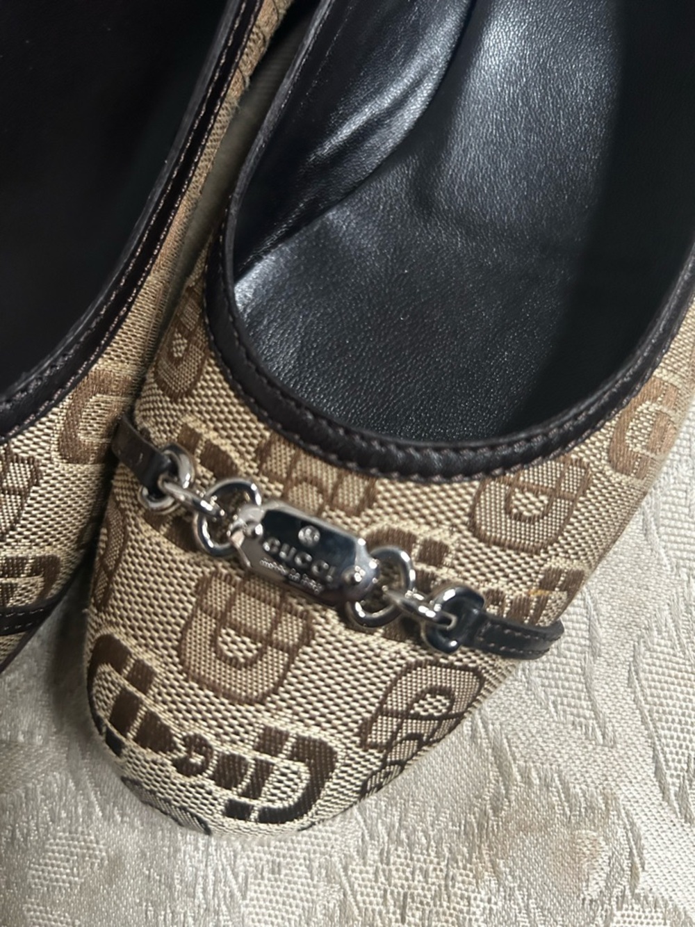 Gucci Brown Monogram Canvas Flats with Black Trim Sz 39. - Picture 9 of 16